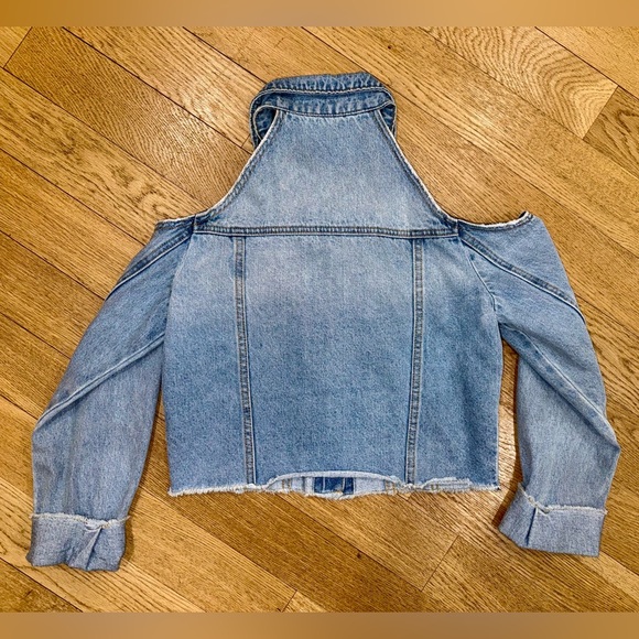 Twelve by On Twelfth Cold Shoulder Cropped Denim Jacket - Size S - Picture 4 of 4